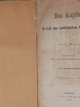 Trưng bày cuốn sách quý hiếm Karl Marx tặng Charles Darwin vào năm 1873