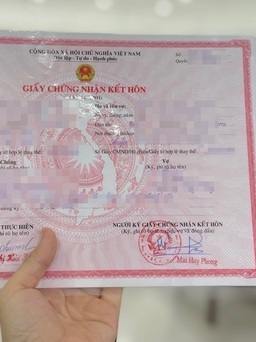 Có phải về Việt Nam đăng ký khi kết hôn ở nước ngoài?