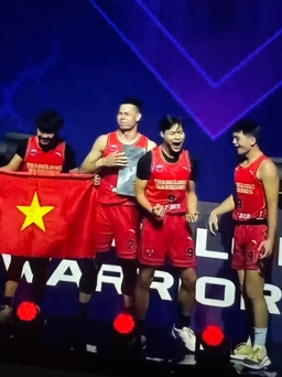 CLB Thang Long Warriors bất ngờ vô địch giải bóng rổ thể thức mới lạ tại Nga