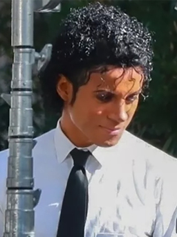 Rắc rối quanh bộ phim về cuộc đời 'vua nhạc pop' Michael Jackson