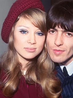 Pattie Boyd bán kỷ vật của hai người chồng nổi tiếng: George Harrison, Eric Clapton