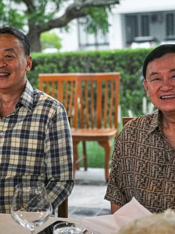 Ông Thaksin kêu gọi những người chỉ trích bớt ‘soi’ mọi hành động