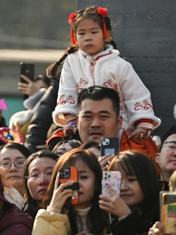 Trung Quốc nỗ lực vực dậy dân số