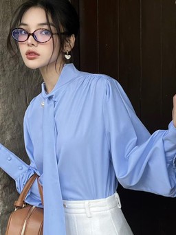 Áo blouse được chị em sắm nhiều nhất khi muốn khoe vẻ trong veo