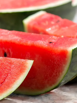 Những ai nên hạn chế ăn dưa hấu?