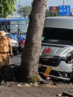 Tai nạn đầu tuần, đường Trường Chinh vào trung tâm TP.HCM kẹt xe nghiêm trọng