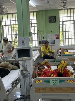 Bình Dương: 49 người nhập viện nghi ngộ độc sau ăn bánh mì, bánh bao ở lễ hội