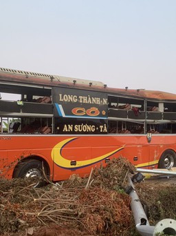 Gia Lai: Tai nạn giữa 2 xe khách, 1 người tử vong