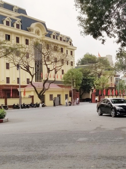 Hải Phòng không cấm đỗ xe ô tô tại trung tâm thành phố