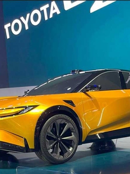 Toyota hợp tác Huawei phát triển công nghệ lái xe thông minh