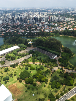 Tới Sao Paulo, Brazil ghé thăm bảo tàng nghệ thuật, rảo bước trong công viên xanh