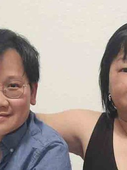 Lan tỏa trên mạng xã hội: Người mẹ phấn đấu vào ĐH ở tuổi 55