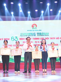 Trao giải thưởng Kim Đồng cho 125 chỉ huy Đội và đội viên tiêu biểu