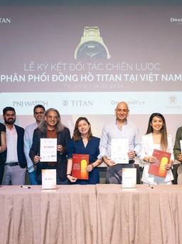 TITAN trình làng khách hàng Việt Nam với loạt BST đồng hồ chủ chốt ấn tượng