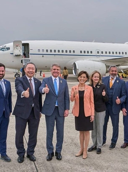 Phái đoàn nghị sĩ Mỹ có chuyến thăm 'lịch sử' đến Đài Loan