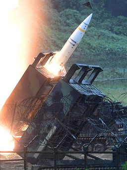 Mỹ sắp nhận 'rất nhiều' tên lửa tầm xa ATACMS