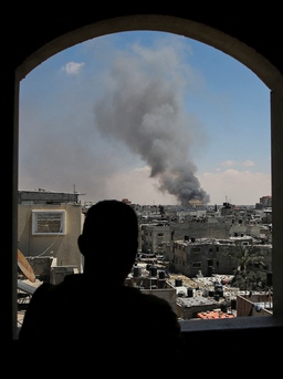 Lực lượng Israel kiểm soát cửa khẩu, viện trợ cho Gaza bị cắt đứt