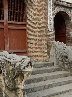 Bảo vật quốc gia: Rồng đá canh đền cho An Dương Vương