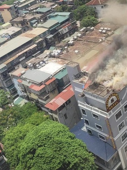 Cháy tại khách sạn Capital Garden ở Hà Nội