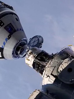 Tàu Starliner 5 lần rò rỉ helium khiến các phi hành gia phải hoãn về trái đất