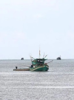 Một ngư dân mất tích trên vùng biển Cà Mau