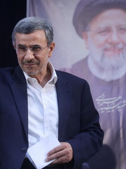 Cựu lãnh đạo Mahmoud Ahmadinejad đăng ký tranh cử Tổng thống Iran