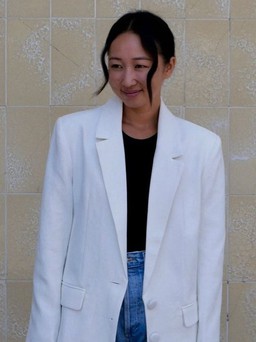 Mọi cô nàng sành điệu đều mặc áo blazer