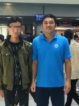 Hỗ trợ một thiếu niên Trung Quốc về nước sau hơn 5 năm lưu lạc ở Kiên Giang