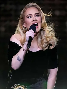 Adele mắng khán giả vì đưa ra bình luận chống cộng đồng LGBTQ+