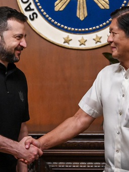 Tổng thống Ukraine nói gì khi gặp Tổng thống Philippines tại Manila?
