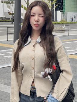 Chỉ cần áo cardigan, nàng đã có phong cách riêng đầy cuốn hút