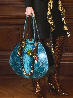 Những chiếc túi mà bạn nhất định 'phải có' vào mùa thời trang tới