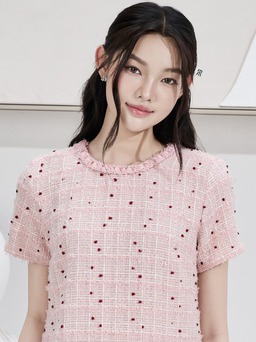 Váy suông, biểu tượng mới của cô nàng tối giản