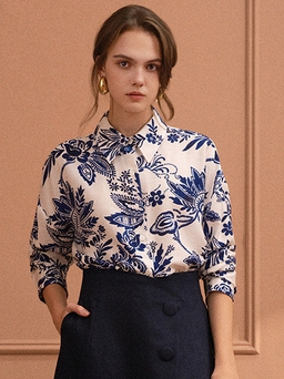 Diện chân váy dài tới công sở, phối đồ càng đơn giản càng đẹp, sang