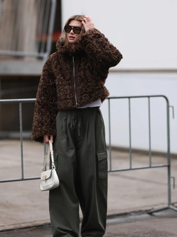 Bùng nổ xu hướng áo khoác ngắn, lửng ôm sát siêu 'hot' lên ngôi