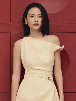 Diện đầm dài, khoác blazer chưa đủ, thêm thắt lưng mới thật sành điệu