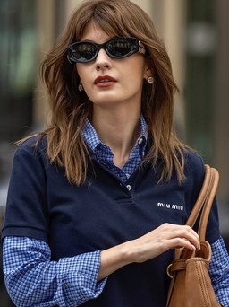 Dễ nhìn, dễ mặc với trang phục da lộn