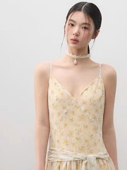 Sắm ngay sắc vàng cho tủ đồ ngày hè thêm bắt mắt