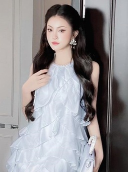 Bồng bềnh cùng những chi tiết bèo nhún điệu đà