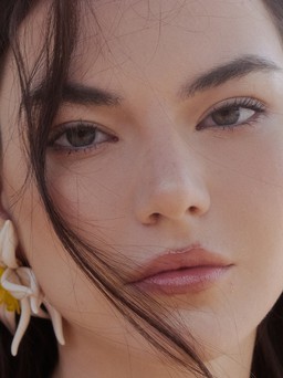 Lời thì thầm nhẹ nhàng qua những thiết kế thời trang đầy cảm xúc