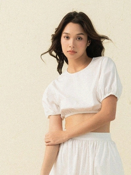 Thanh lịch, nữ tính trong từng bước chân với váy maxi