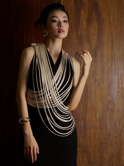 Khí chất nữ quyền thăng hoa trong từng thiết kế thời trang