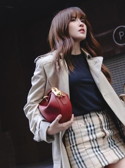 Chạm khẽ vào thu với áo măng tô nhẹ nhàng