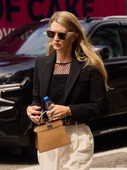 Những bộ trang phục mùa thu đẹp nhất tại các tuần lễ thời trang