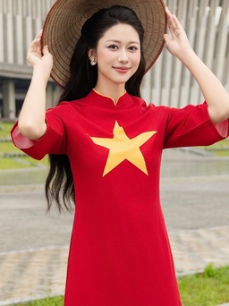 Hướng về ngày Đại lễ 2.9 với tà áo dài dân tộc