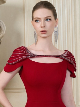 Đầm dự tiệc sang trọng, tôn vẻ trẻ trung, quý phái cho nàng dịp cuối năm