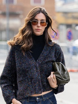 Xu hướng quần jeans lấp lánh đang làm bừng sáng năm 2026