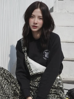 Quần yếm tạo nên diện mạo tươi mới mà không cần cầu kỳ