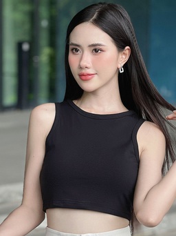 Tỉ lệ vàng tôn dáng với áo crop top và quần cạp cao