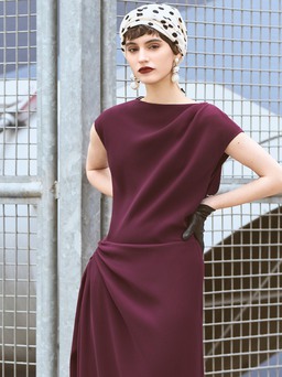 Phong cách tối giản thanh lịch được lòng quý cô hiện đại